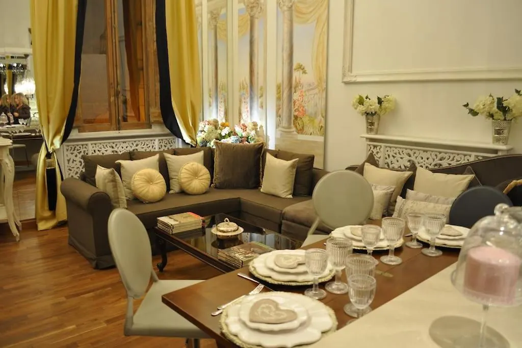 Vicolo Savelli Luxury Suites Řím Apartmán