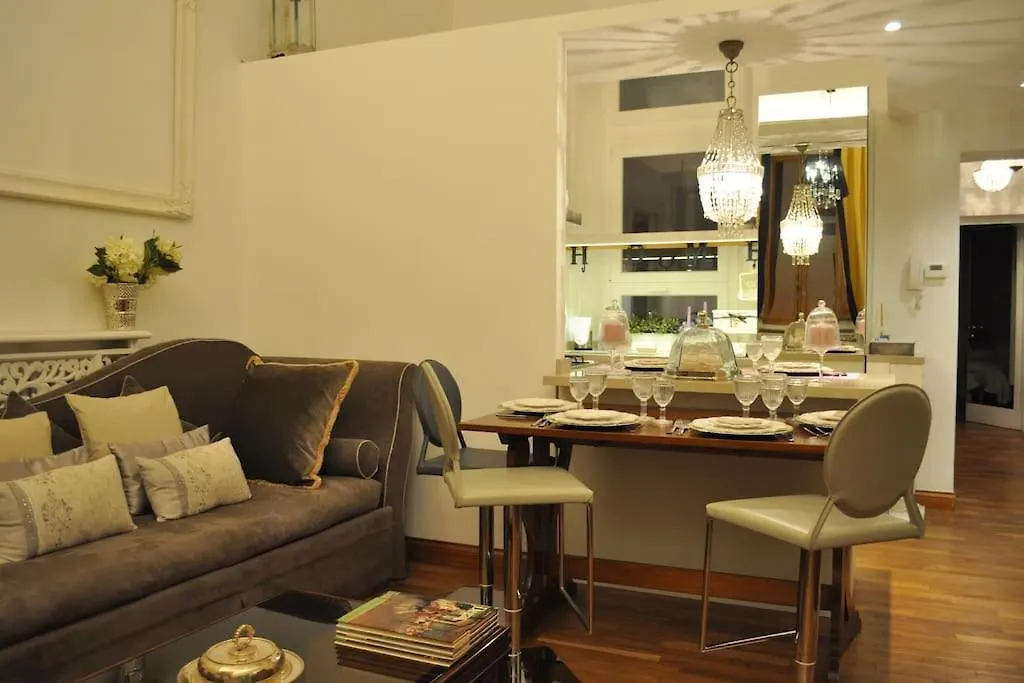 Vicolo Savelli Luxury Suites Roma Italia