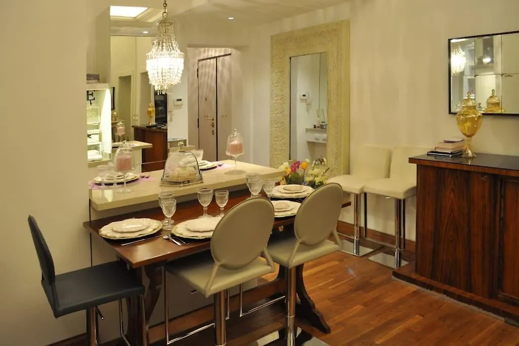 Apartamento Vicolo Savelli Luxury Suites Roma Italia